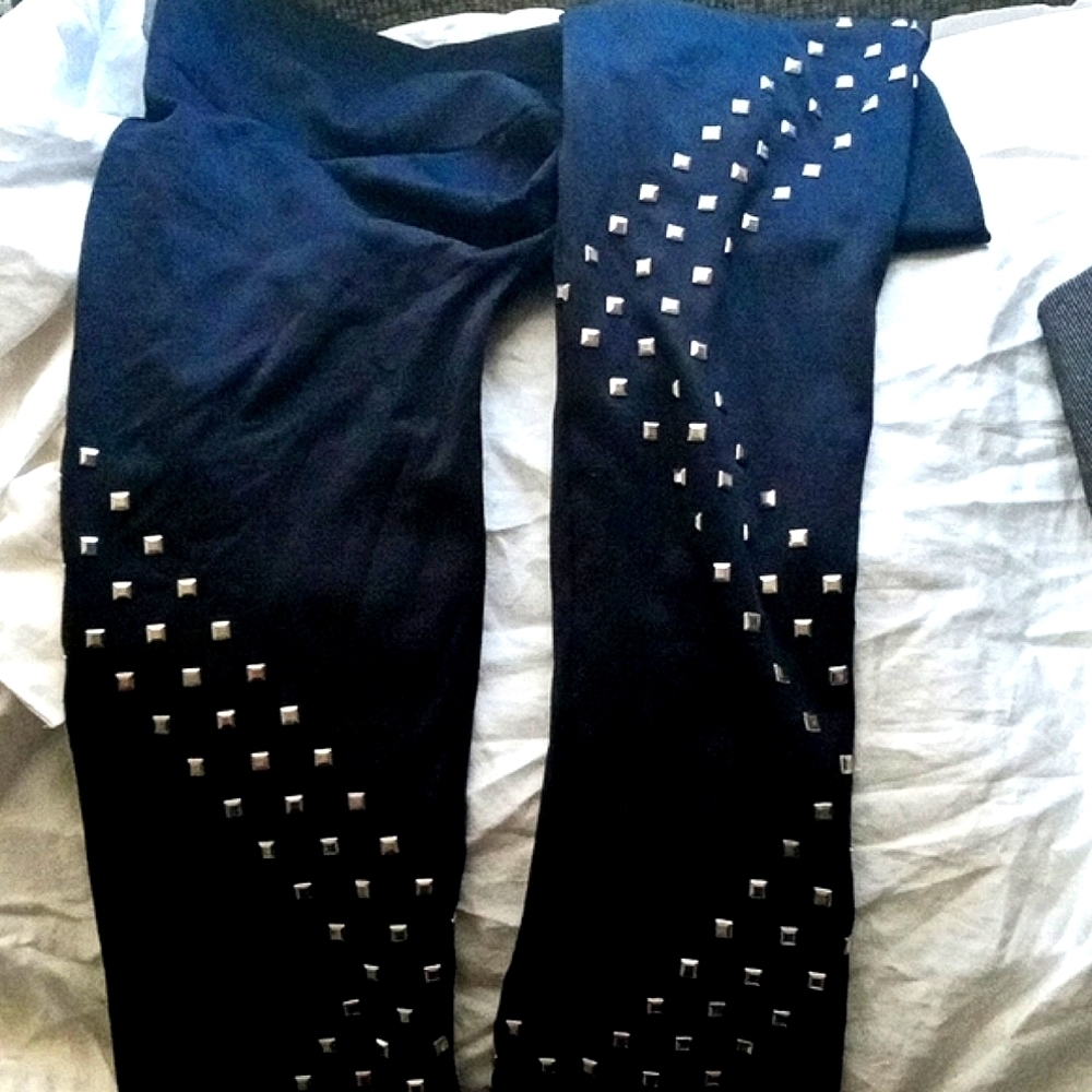 Urban Grove studded leggings S